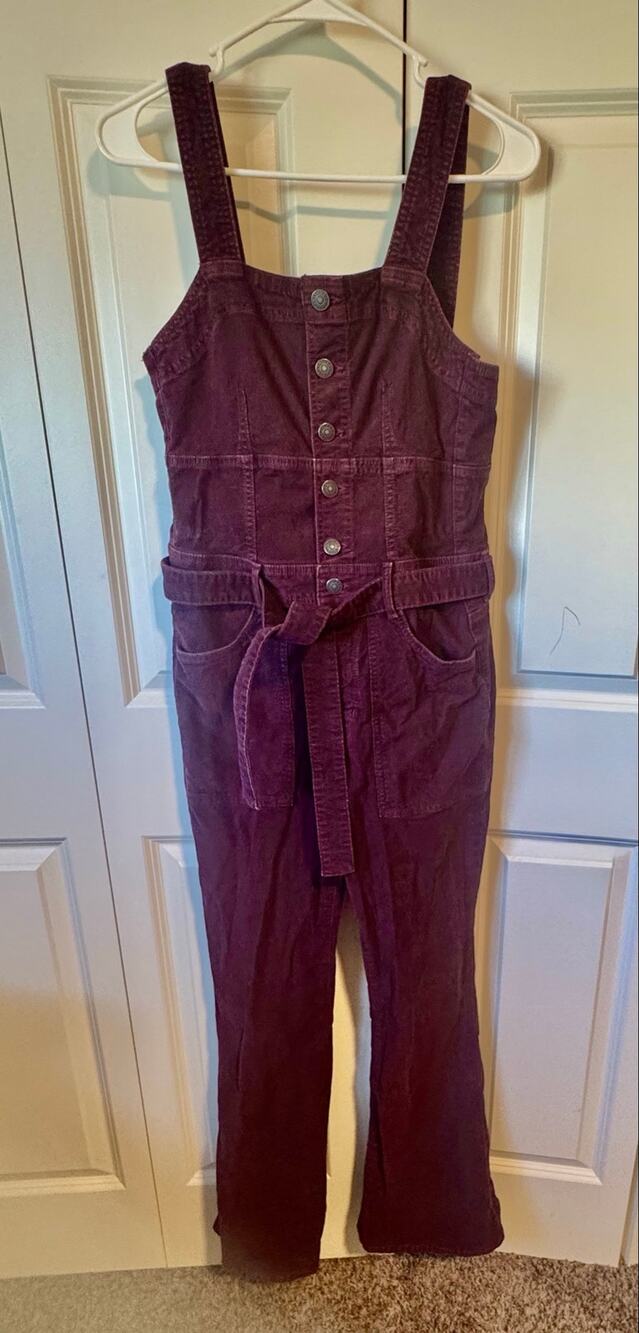 American Eagle Outfitters Burgundy Corduroy Button-Front Tie Flare Jumpsuit Sz6